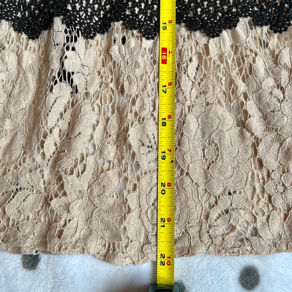 Zara Lace  crochet Top - Picture 4 of 6